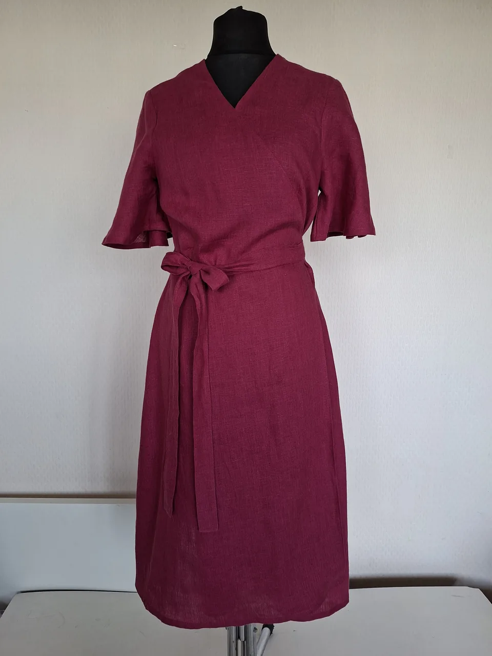 Lina apsienamā wrap kleita XL izmērā