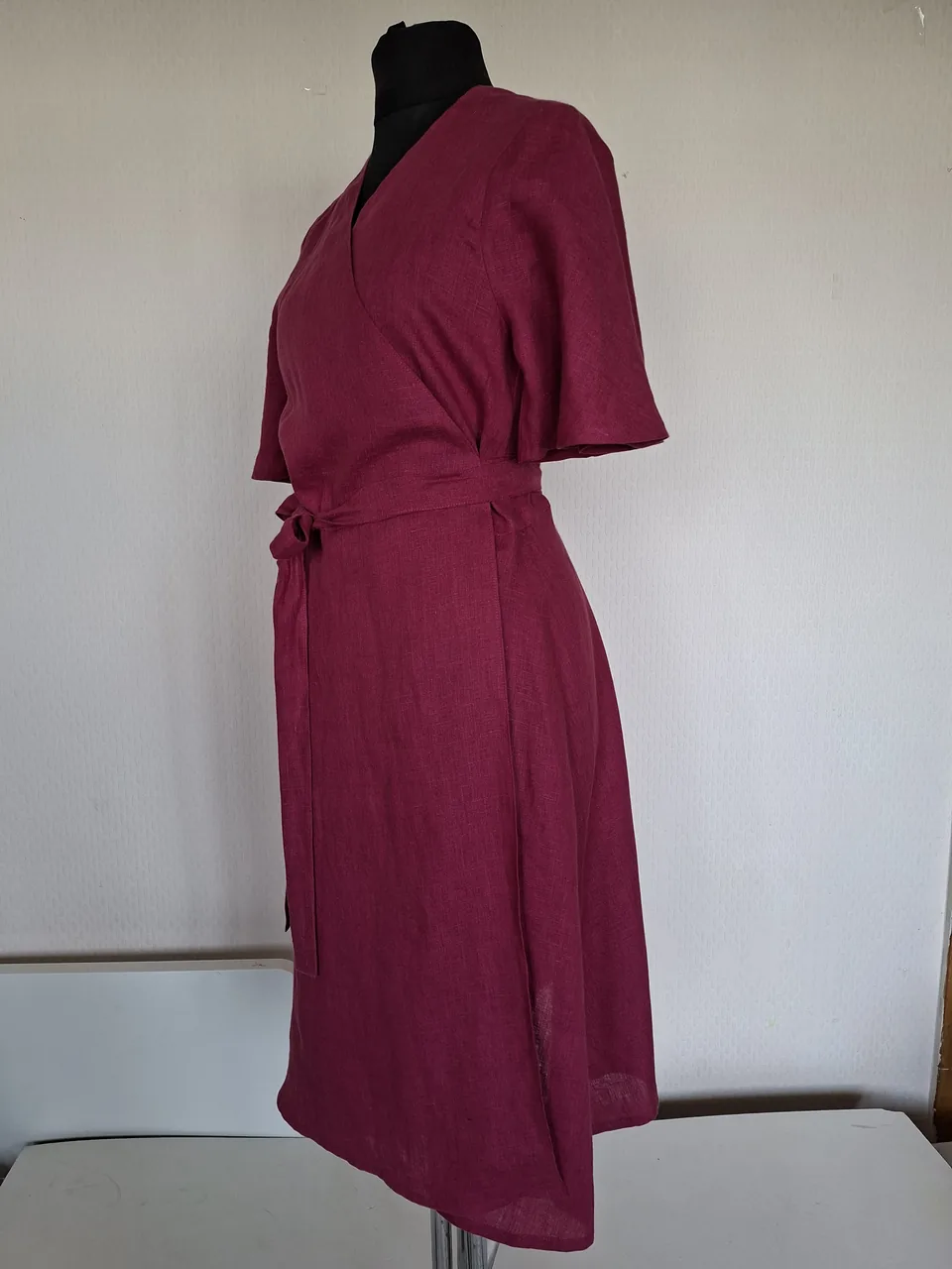 Lina apsienamā wrap kleita XL izmērā